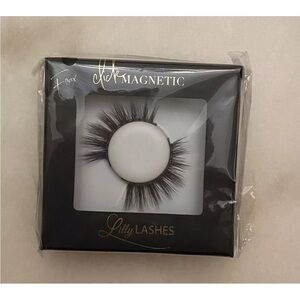 Lilly Lashes Magnetic Faux Mink Lashes- Loyalty🌺